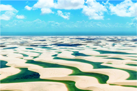 Lençóis_Maranhenses_2018_(cropped)